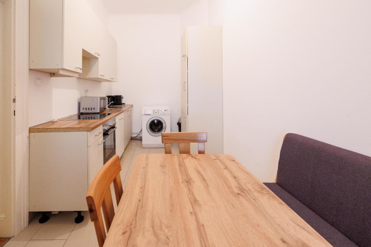 Central Apartment - Private Sauna Wien Eksteriør billede
